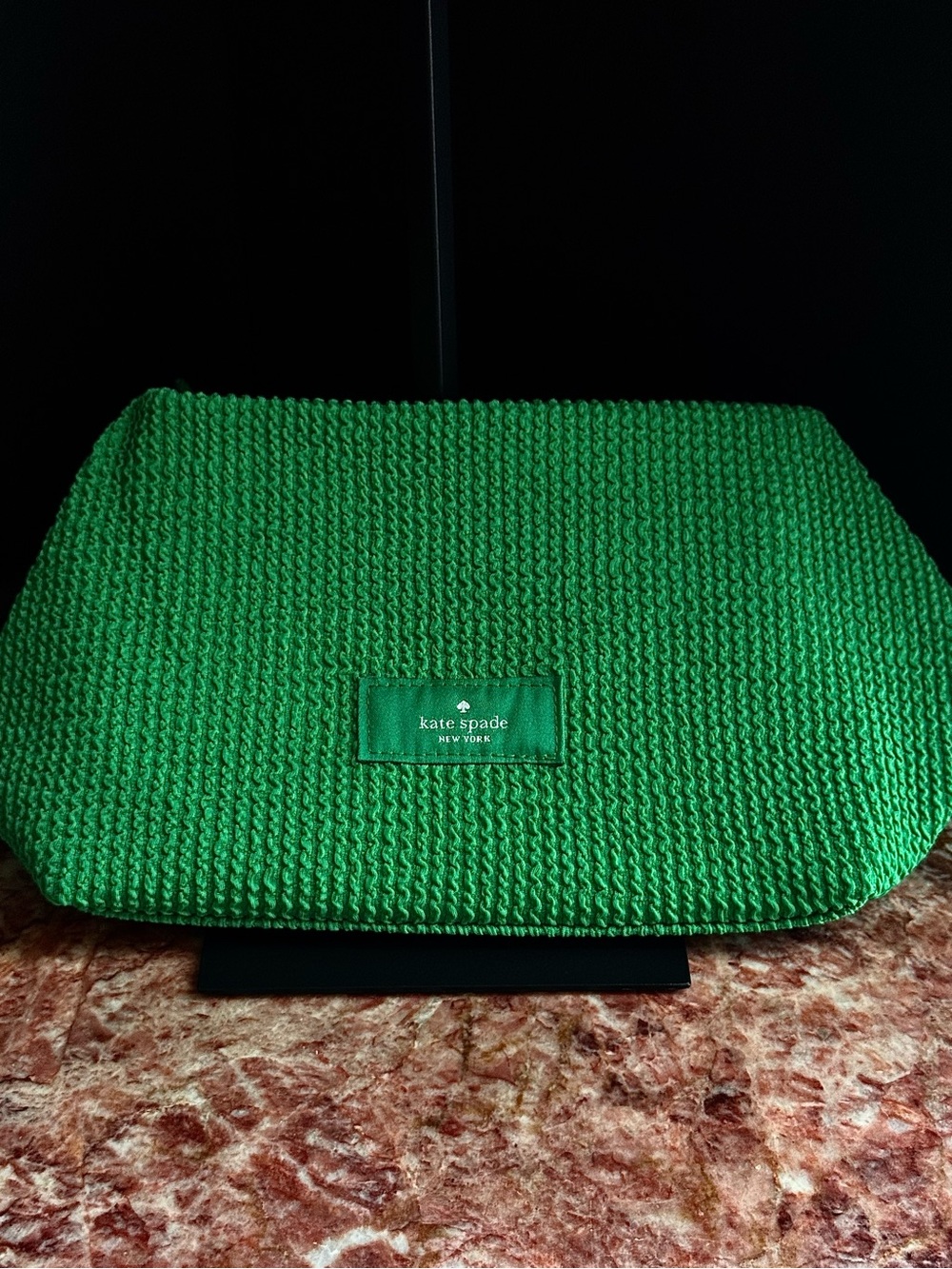 NWOT Kate Spade Green Cosmetic Pouch Makeup Bag Travel Toiletry Organizer - Picture 7 of 8